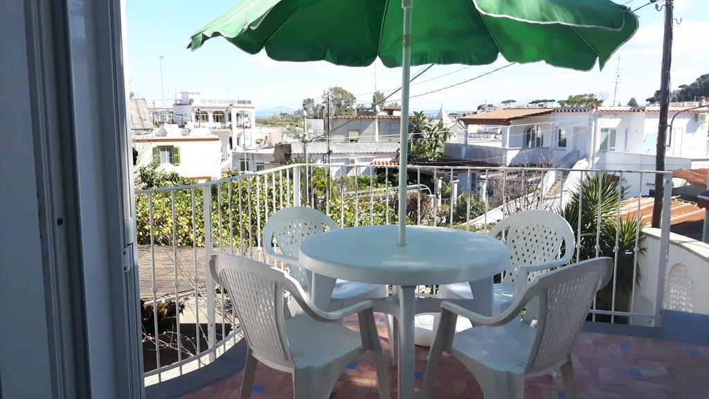 Holiday Apartments Lacco Ameno  Bagian luar foto
